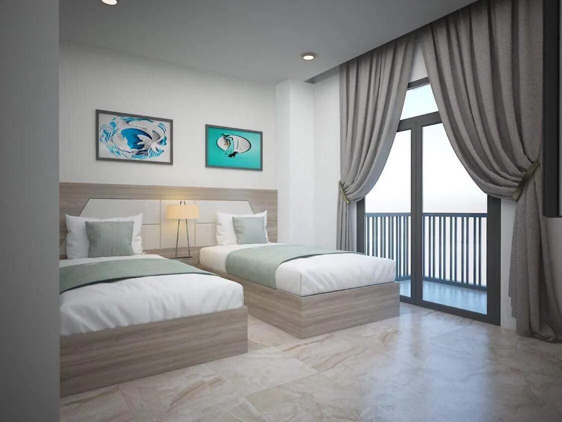 Family Hotel & The 1990S Rooftop Nha Trang